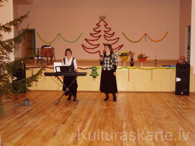 Duets "Liirika"